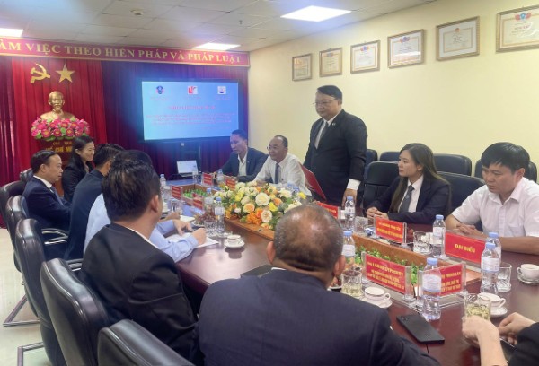Đoàn công tác Học viện Tư pháp Quốc gia Lào làm việc tại Quảng Ninh